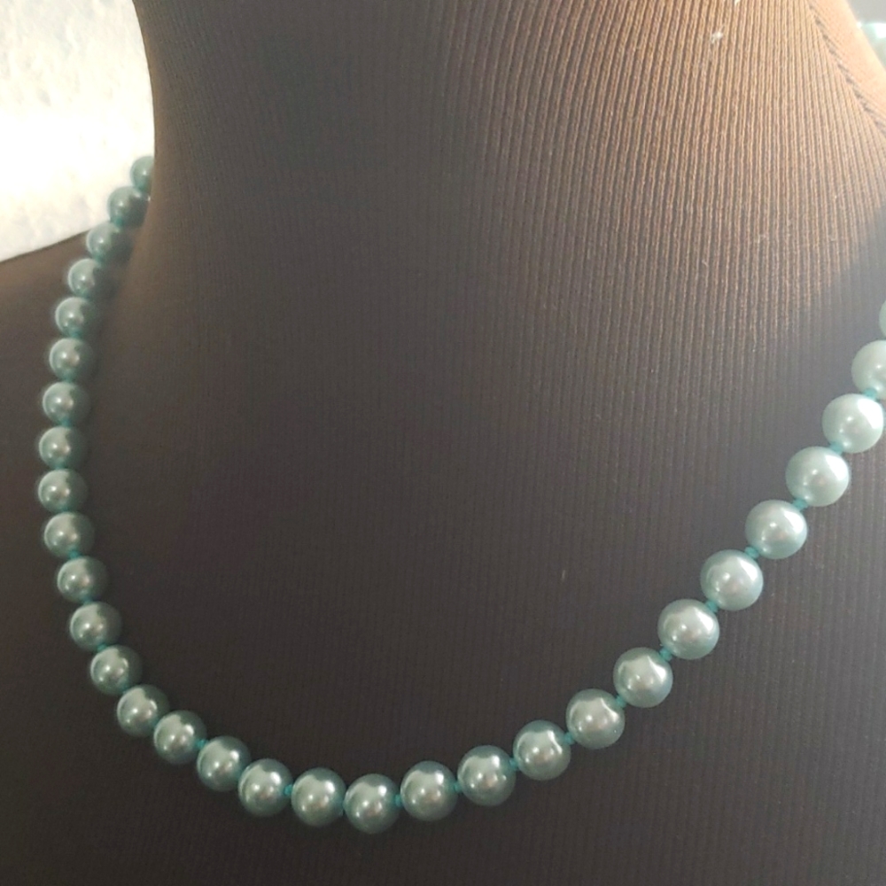 PEARL FASHION NECKLACE